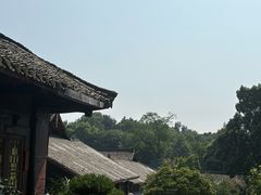 -峨眉山报国寺