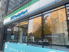 -全家便利店(大连路二店)