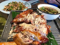 -老滇山寨•云南特色菜•地方菜•民族风情歌舞表演(金碧店)