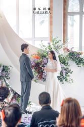 点击看大图 -伯瓷皇后婚纱艺术空间