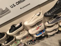 -ABC MART(心斎橋店)