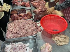 -标记美食新鲜猪杂(兴南大道店)