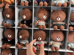 -LINE FRIENDS Garosu-gil Flagship Store