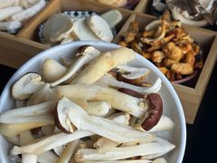 -野菌皇海景野生菌火锅(滨海大道店)