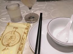 -侬佳蒸菜馆(听潮店)