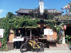 -三塔倒影公园