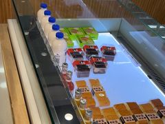 -焙丽拾光(麦凯乐直营店)