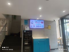 -灵芝妹子海鲜米线(劳动公园店)