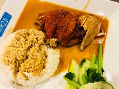 -Pier 21 (Terminal 21 Asok)