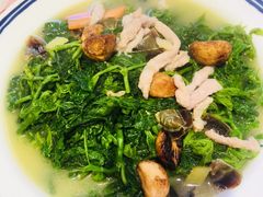 -龙桥私厨·姜花菊花过桥鱼·顺德菜(容桂店)