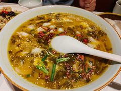-江城小馆陕南妈妈菜·全球旅行餐厅(钟楼店)