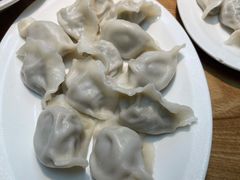 芹菜猪肉水饺-上关雪東北菜(中房金谊店)