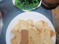-周师兄大刀腰片火锅(洪崖洞旗舰店)