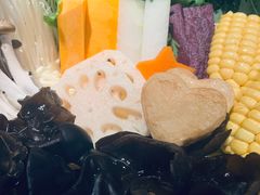 -湊湊火锅·茶憩(新中关购物中心店)