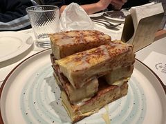 -静香HOUSE·全时段融合餐厅(七星欢乐颂店)