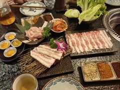 -炙忧烤肉屋(中国铁建广场店)