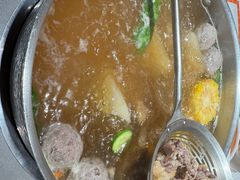 -毛辣果·贵州红酸汤牛肉火锅(西单店)
