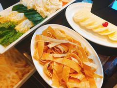 -皇城老妈·大连海鲜火锅(港湾店)