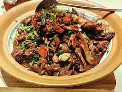 干豆角焖鸭-江边湾柴火鸭