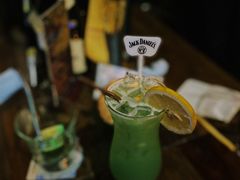 -SISTERS BAR RESTAURANT川意酒馆(嘉善老市H楼店)