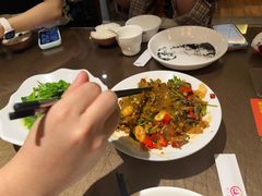 -东口码头·烧鸽子·鱼头泡饼·地方菜(金鹰悦城店)