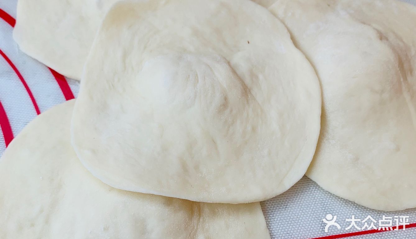 皮更暄软，弹性十足啊 今天包子666