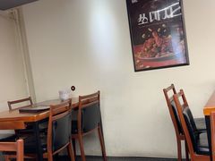 -BHC炸鸡(明洞总店)