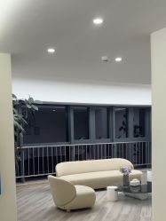 -HEYAN荷妍专业脱毛连锁机构