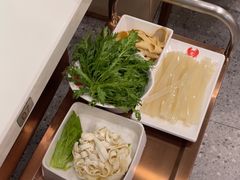 -七欣天香辣蟹火锅(闵行浦江欢乐颂店)
