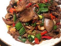 -吃饭皇帝大土家民族菜(正大广场店)