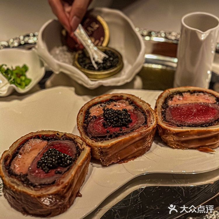 上海拍照|绝美一线江景餐厅！俯瞰浦东！