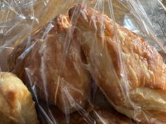 -红宝石·鲜奶小方·海派西点房(南丹店)