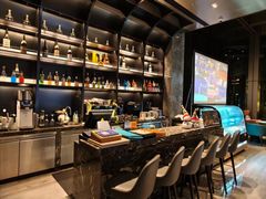 -星河吉酒店-BOND大堂吧·咖啡·简餐