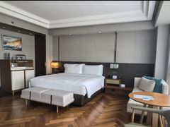 -上海虹桥祥源希尔顿酒店
