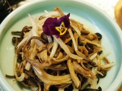 -慢丽江·云南野生菌土鸡锅(西山店)
