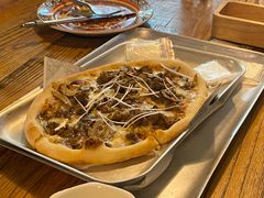 烤牛肉披萨-I HOLIC艾豪丽披萨(KKone店)