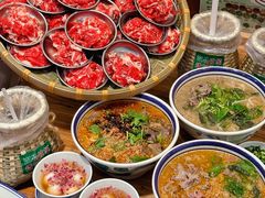 -云阿蛮云南生烫牛肉米线(奉贤路店)