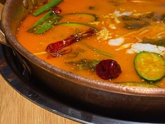 -洱火云南酸菜牛肉火锅(石景山当代商城店)