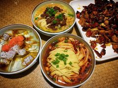 担担面-渝信川菜 · 川味家常菜(长安店)