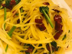 醋溜土豆丝-胖太太四川麻辣排骨串(镇江路分店)