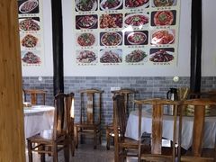 -华光驿站私房菜·黑金冠