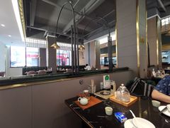 大堂-龙凤点心·饼家(松岗店)