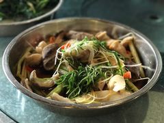 -头啖汤山庄(秀丽路店)