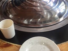 -粘豆包柴火铁锅炖