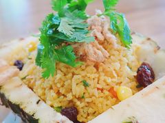 菠萝饭-Chom Cafe and Restaurant