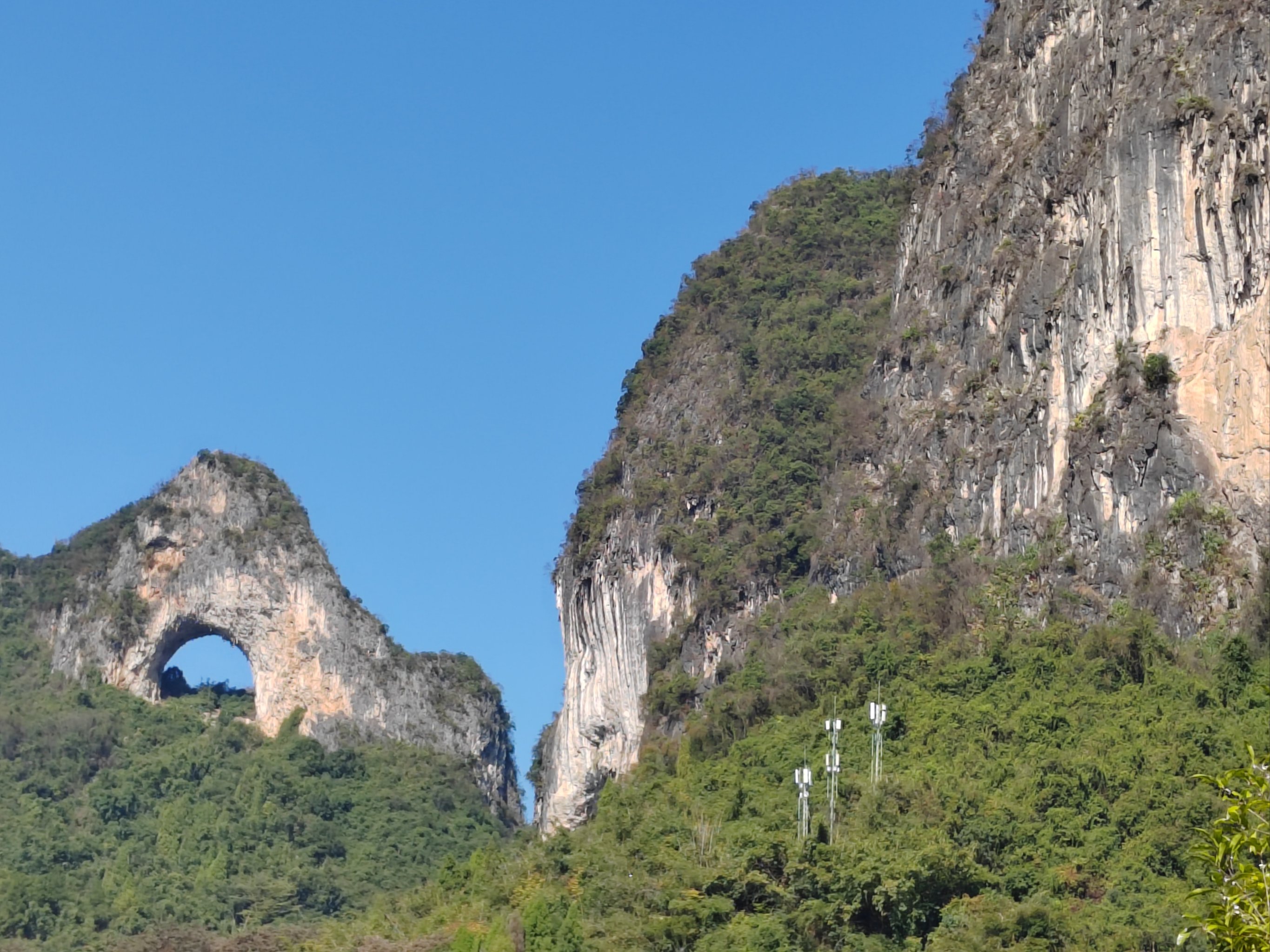 非洲月亮山图片