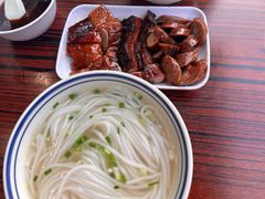 -香辉食馆(新兴路店)