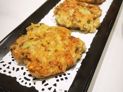 香煎正宗鲮鱼饼-喜势点·糖沙翁手工茶点·本地人茶居(永庆坊店)