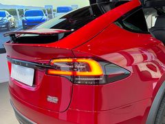 -TESLA 特斯拉(上海太古汇体验店)