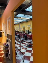 -Devilhands Barbershop男士理容店